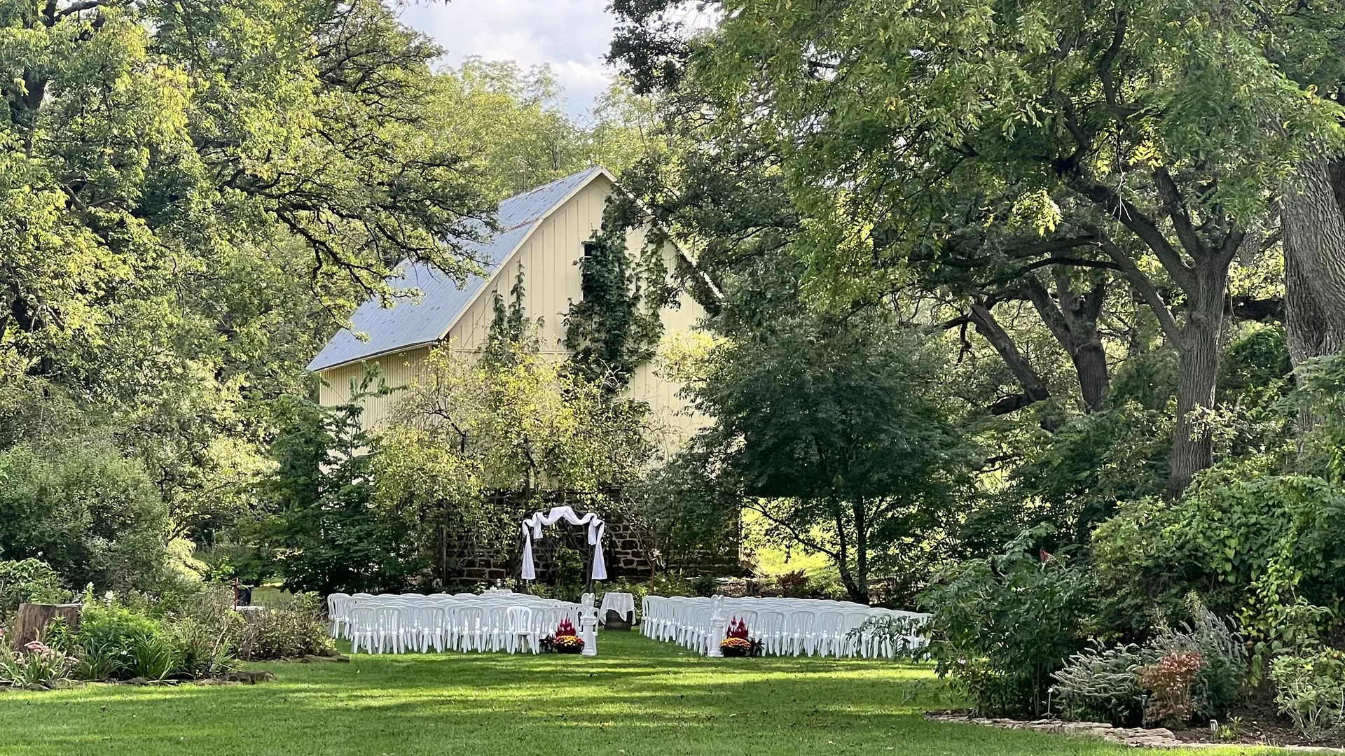Lilac Hill wedding venue gallery photo 84